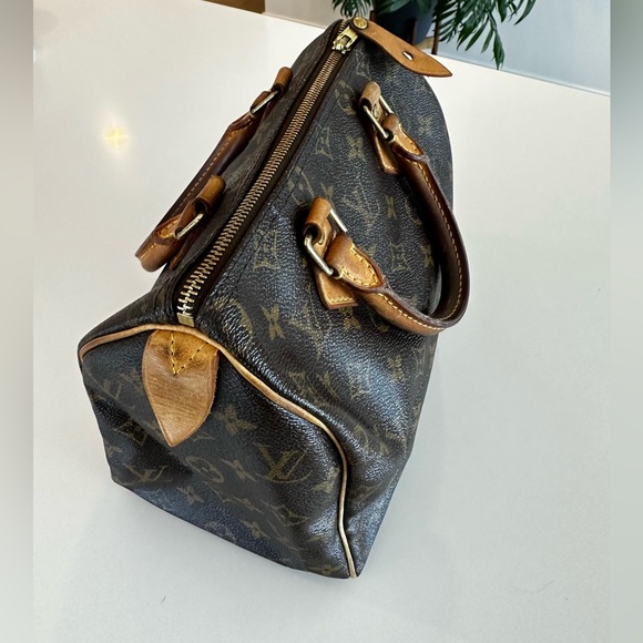 Authentic LV Speedy 25 cir 2009 - Picture 3 of 13